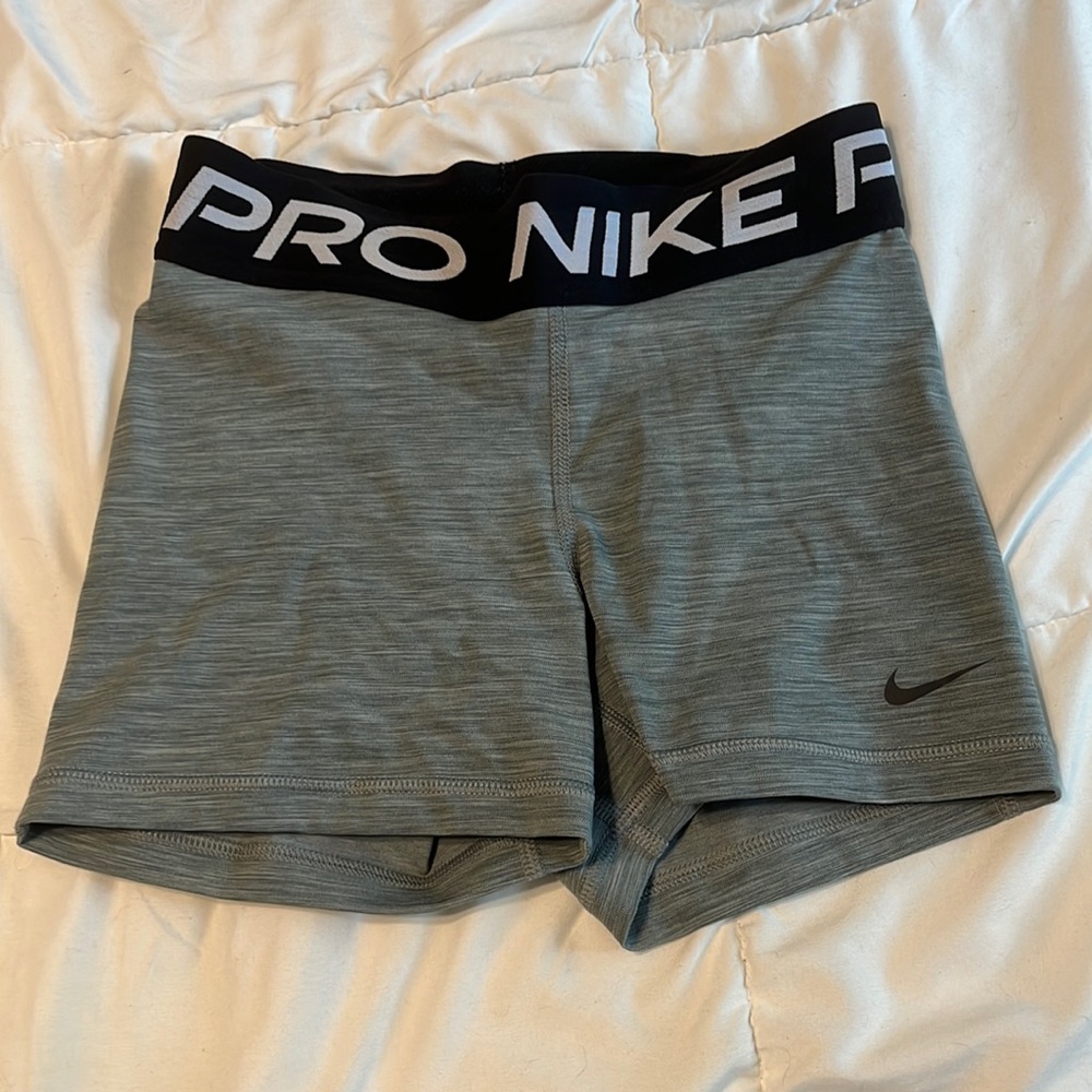 Nike pros